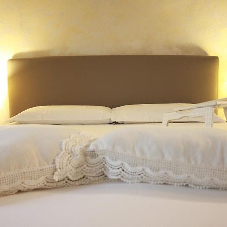 Comecasatua - Il Vicoletto Verona Bagian luar foto